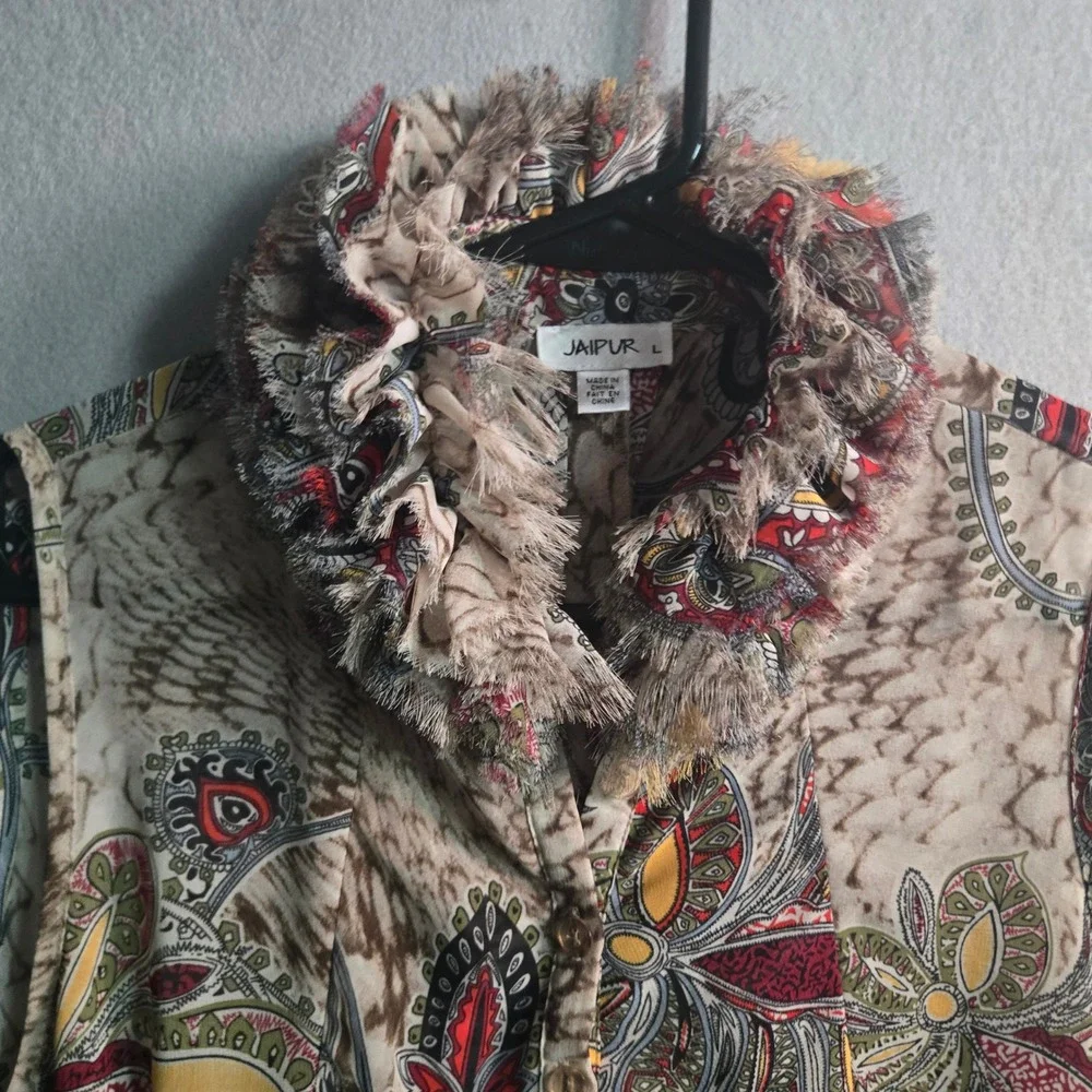 Womens Unique Paisley Print Sleeveless Blouse Ruffle Fringe Collar Tan Red Large